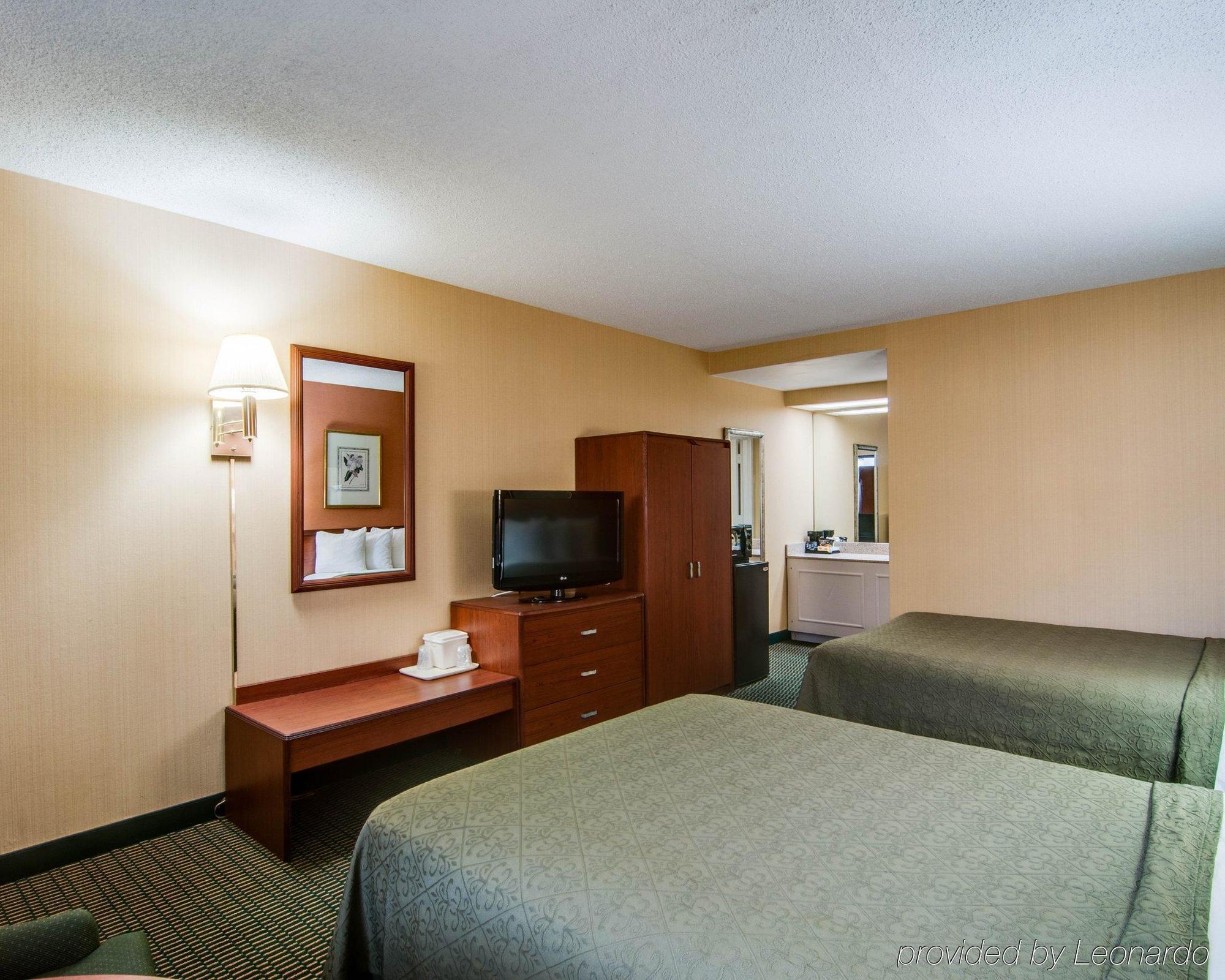 Quality Inn Christiansburg - Blacksburg Экстерьер фото